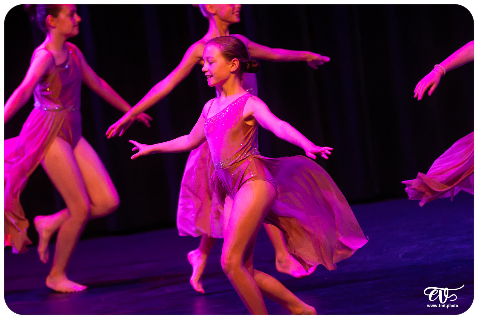 ECOLE DE DANSE CÉCILE ADAMOW